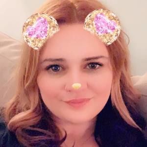 Meet your Posher, Carly